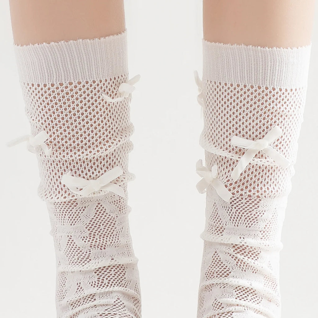 Gabriella 3D Bow Ribbon Applique Lace Crew Sock | White